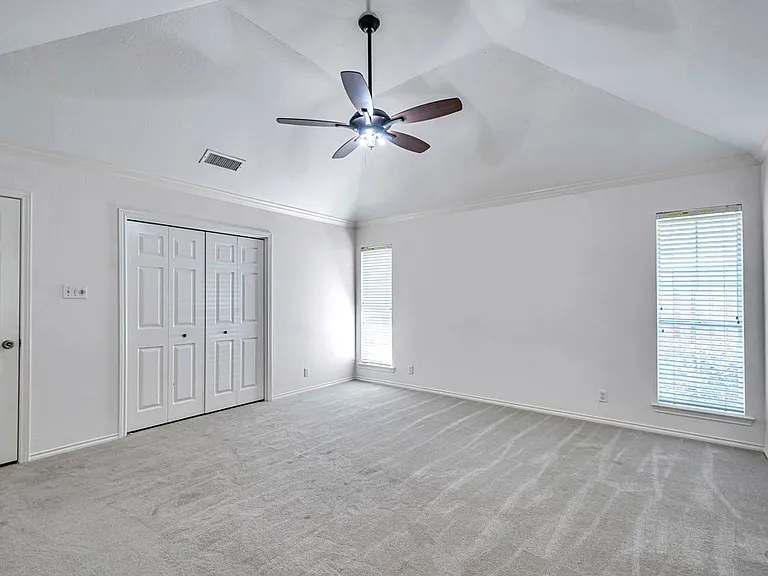 5504 Kingston Dr — Photo 23