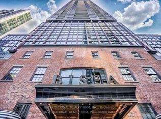 88 Blue Jays Way UNIT 1306, Toronto, ON M5V 0L7