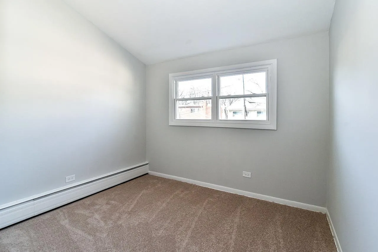 3 bed, 1.5 bath, 1500 sqft, $2,600 — Photo 4