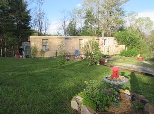 699 Meadow View Ln, Max Meadows, VA 24360