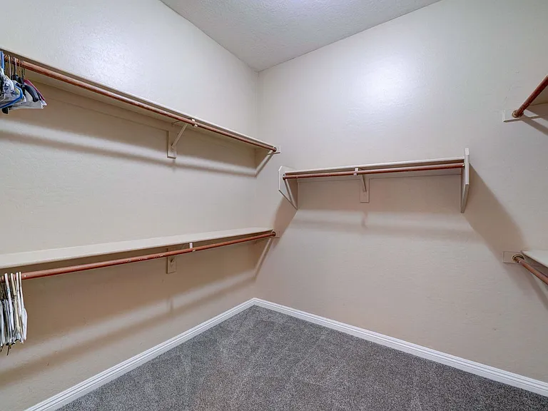 4221 S Danyell Dr — Photo 33