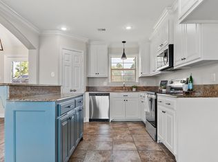 107 Foxtrot, Breaux Bridge, LA 70517