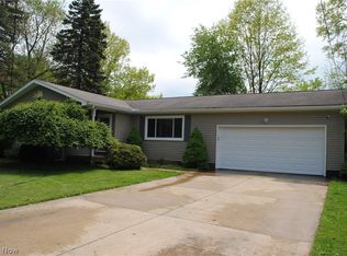 4519 Howard Dr, Vermilion, OH 44089