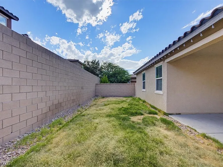 917 Spiracle Ave — Photo 37