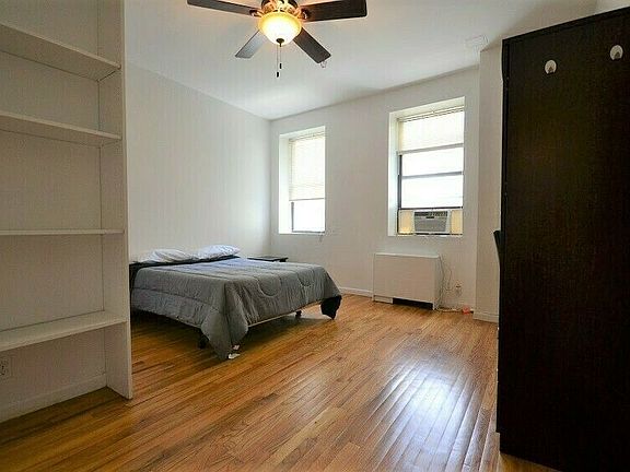 2nd image of 967 Columbus Ave #Gf