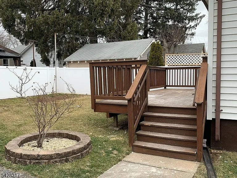 2144 Evans St — Photo 19