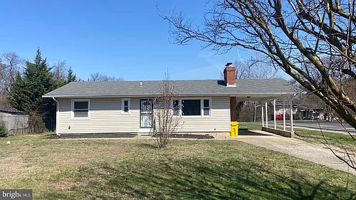 7625 Post Rd Photo 1
