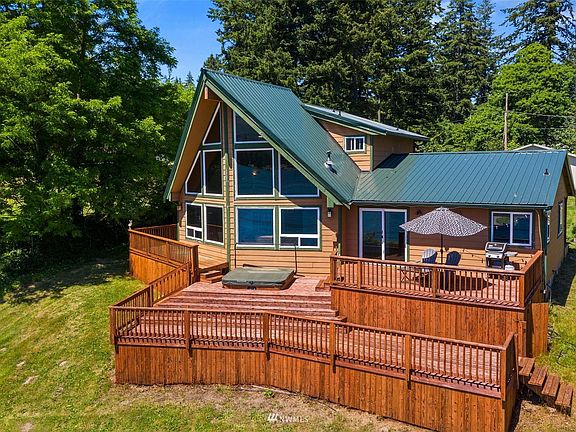 4th image of 15611 Scenic Shores Dr SE