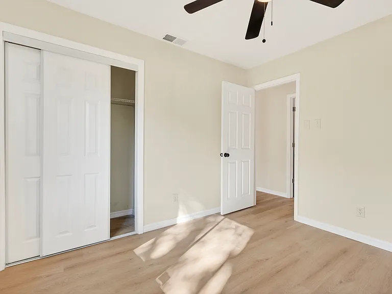1644 Princess Helen Rd W — Photo 12