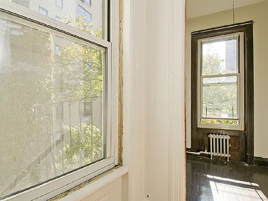 Sold by Sotheby's International Realty | media 6
