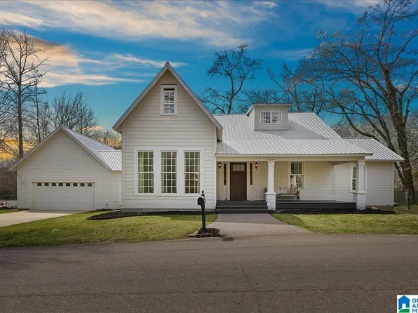 251 Robinson St, Springville, AL 35146