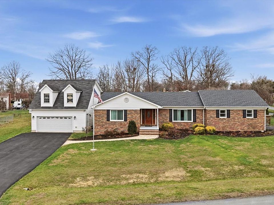 1st image of 112 Rockbridge Rd