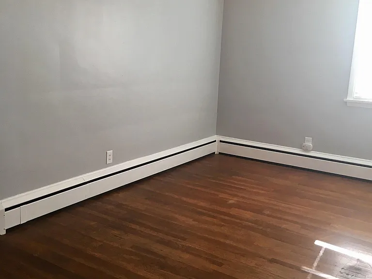 421 1/2 Hancock Ave — Photo 5