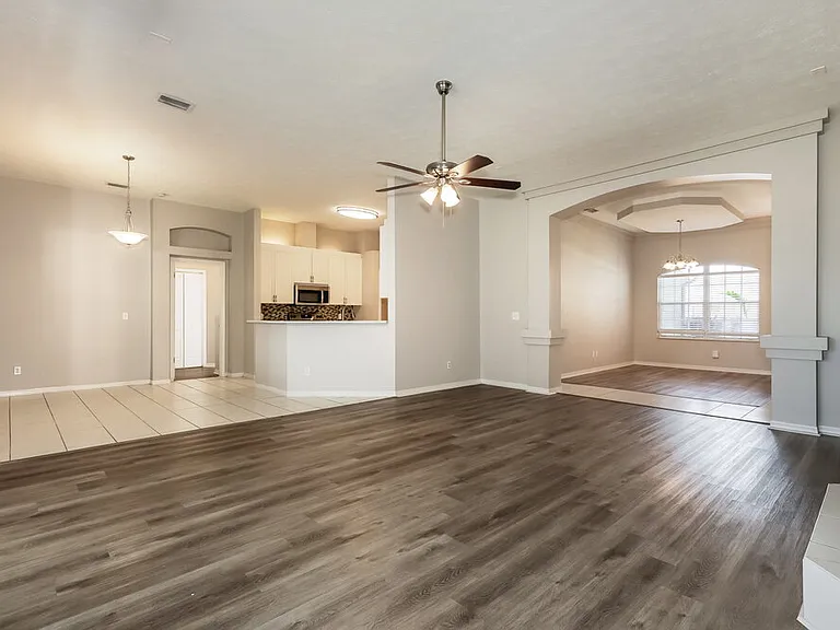 2304 Golf Manor Blvd — Photo 3
