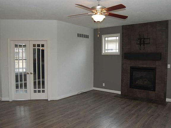 5th image of 6081 Buchanan Dr