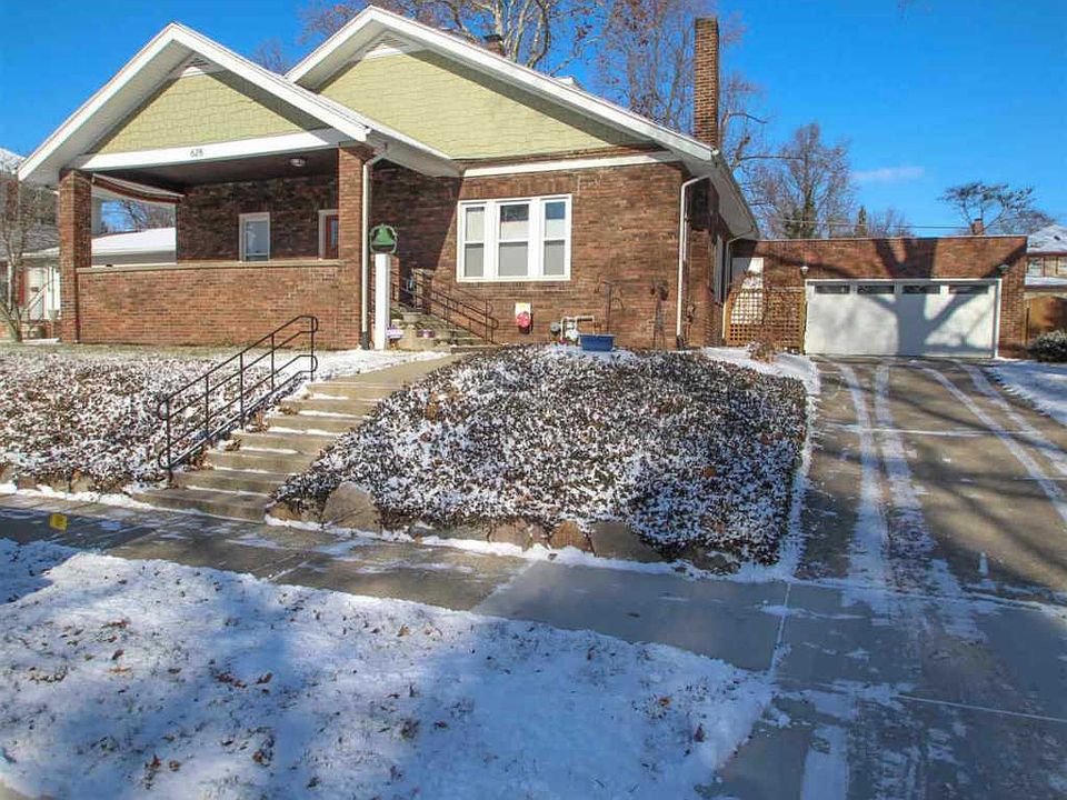 1st image of 628 Owen St
