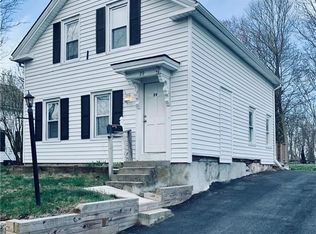 29 Bates Ave, Coventry, RI 02816