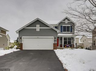 10627 Sterling Dr, Woodbury, MN 55129