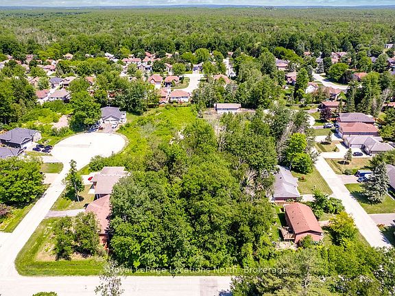 3rd image of 79 Smallman Dr