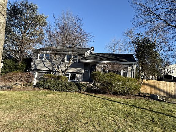 3rd image of 721 Mabie St