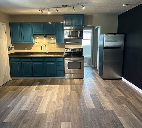 3rd image of 545 W 500 N APT 3