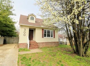 300 Chase Pl, Lexington, KY 40503