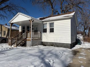 516 Orchard Ave, Hazel Park, MI 48030
