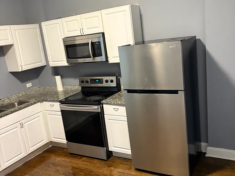 4251 W Jackson Blvd — Photo 4