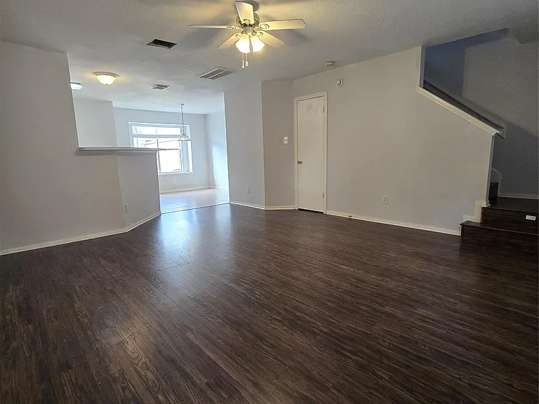 938 Birnham Woods Blvd — Photo 10