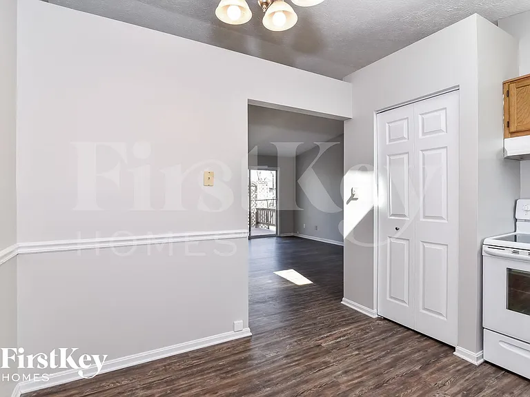 5844 Timber Lake Blvd — Photo 5