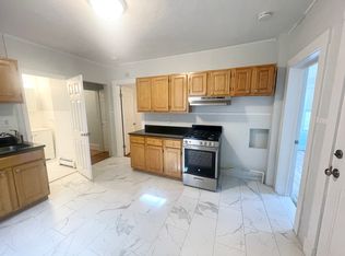 22 Howell St APT 1, Dorchester, MA 02125