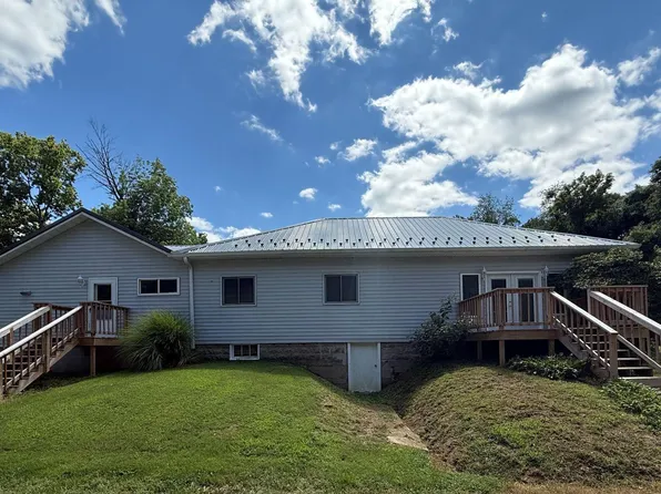 817 N Davis Rd, Bruceville, IN 47516