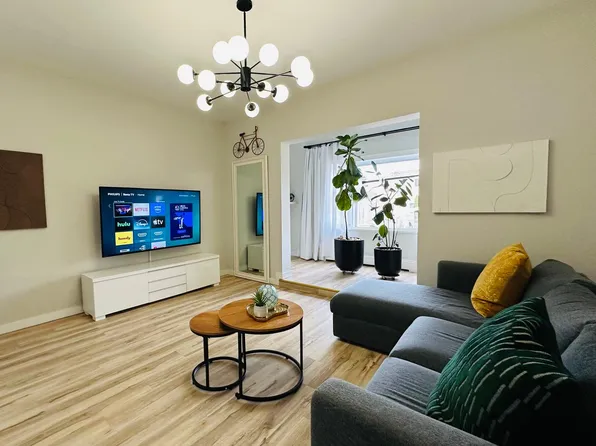 221 3rd St #1, Fairview, NJ 07022