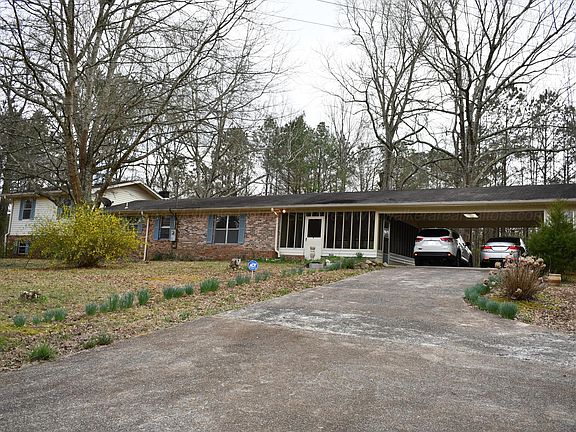 3rd image of 2185 Redmill Saragossa Rd