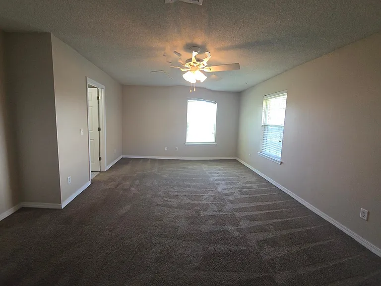 418 Pristine Water Ln — Photo 10