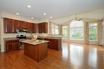 2nd image of 3226 Griggs Dr