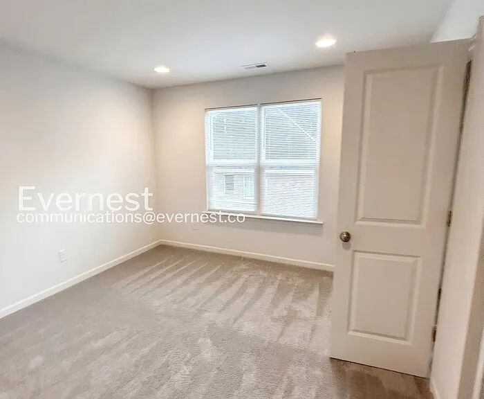 2026 McDonald Dr — Photo 11