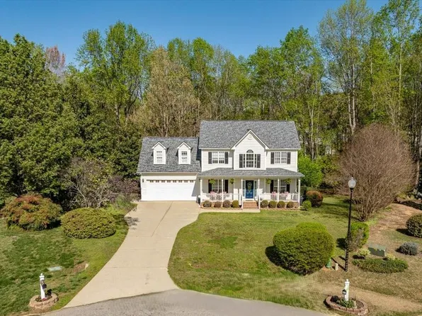 53 Stafford Cir, Clayton, NC 27520