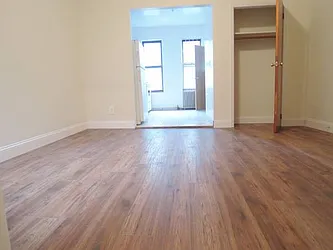 Rented by NYLA Realty
