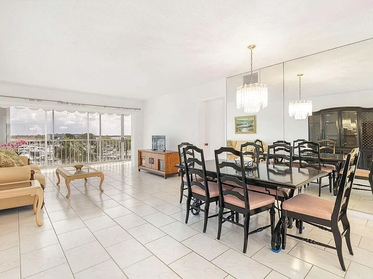 907 Marina Dr #402 — Photo 9