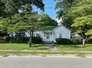 205 E Railroad St, La Grange, NC 28551