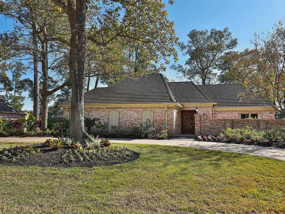 1st image of 6015 Bermuda Dunes Dr