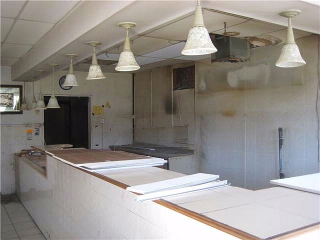 2nd image of 266 Quassaick Ave