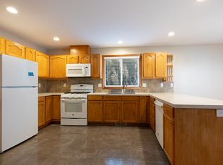 6920 Beverly Ln #A, Everett, WA 98203