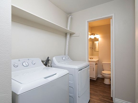3rd image of 1015 19th St #404