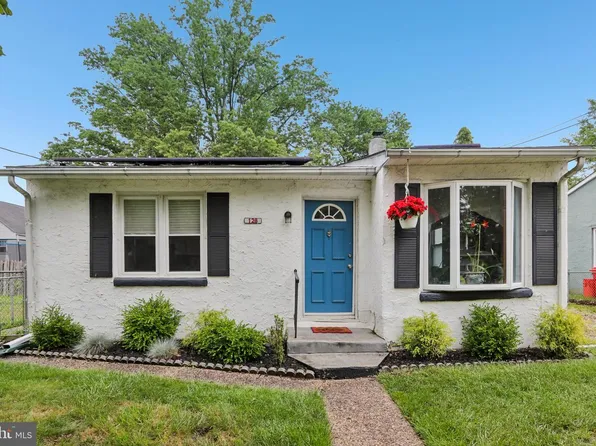 128 N Hilltop Ave, Somerdale, NJ 08083
