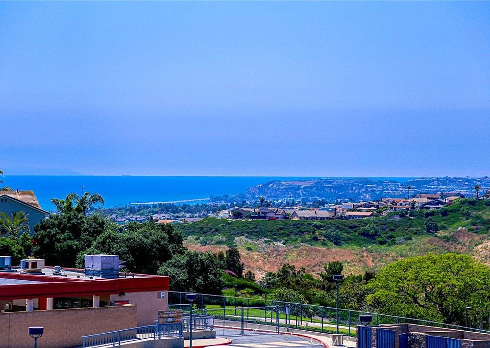 1st image of 2406 Calle Aquamarina