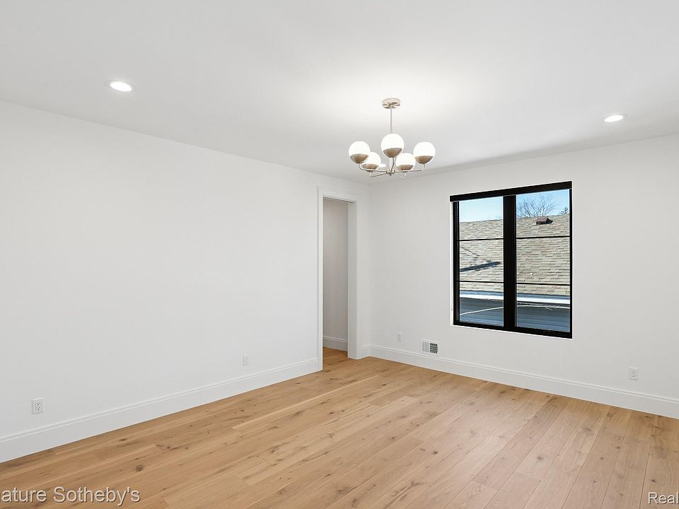 1094 Lincoln Ct, photo 23