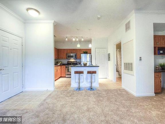 3rd image of 12941 Centre Park Cir APT 118