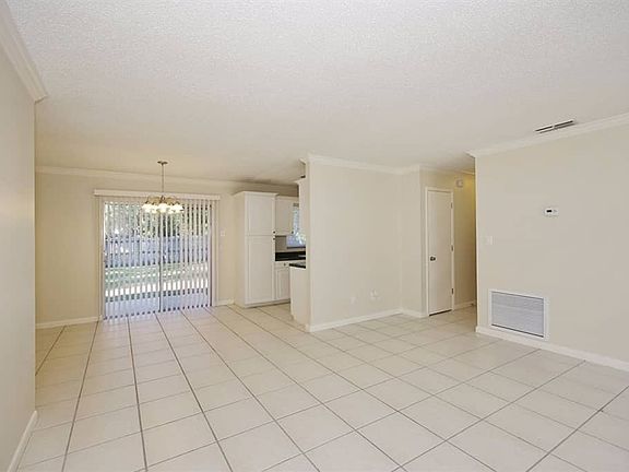 5th image of 2866 Arcata Ln